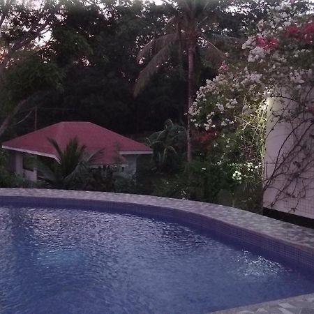 Matteo'S Hus Villa Rental Zamboanguita (Visayas) Exterior foto